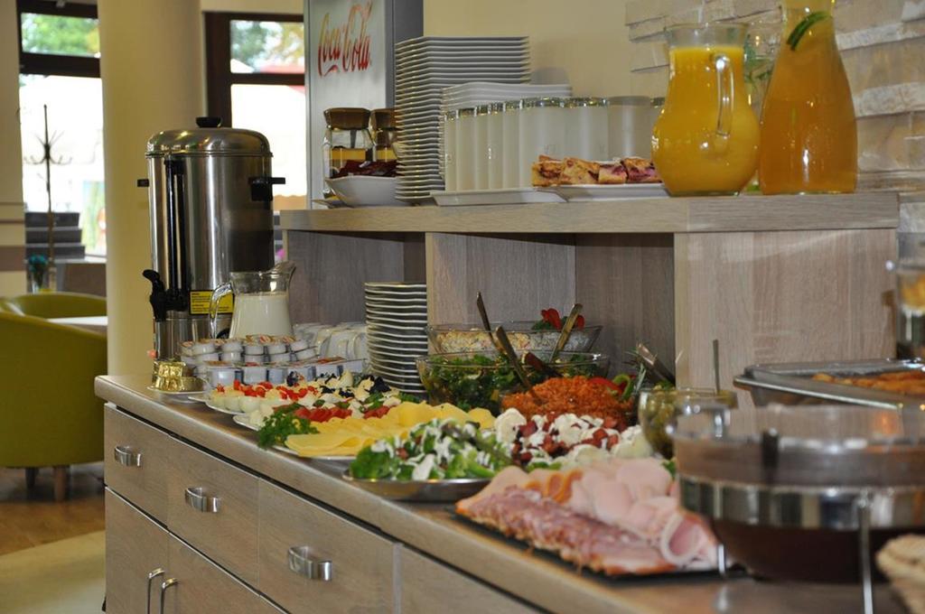 Bed and Breakfast Azyl Ustronie Morskie Esterno foto